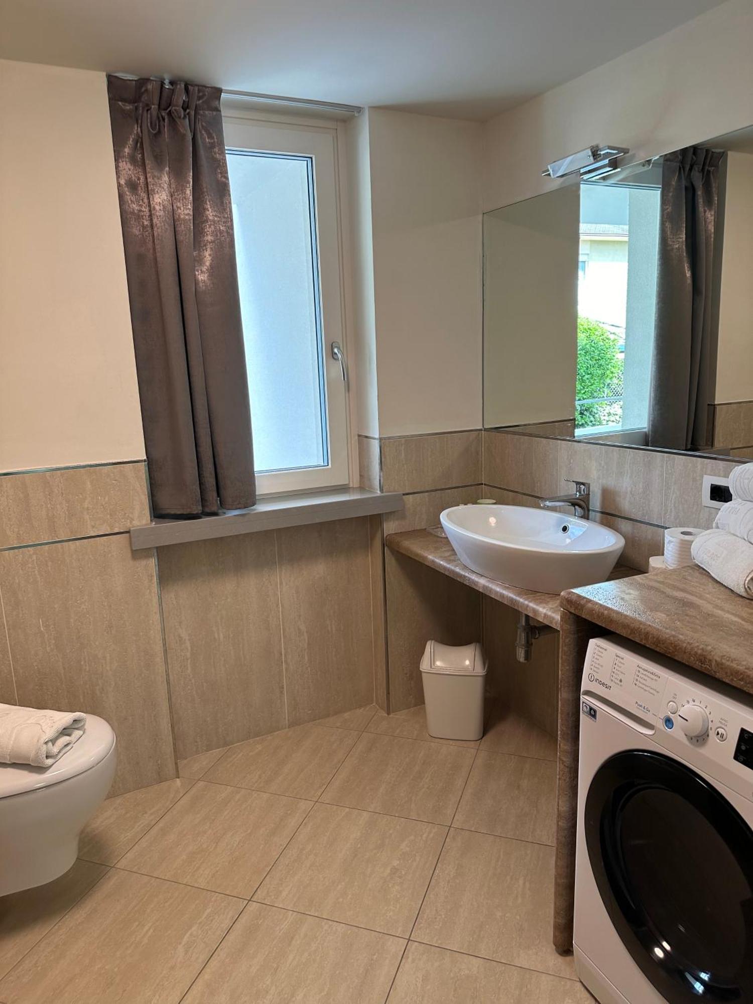 Residence Villa Dalila - Appartamento Dalila リーヴァ・デル・ガルダ エクステリア 写真